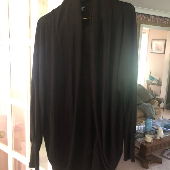 Women’s George cardigan. - Picture 2 of 3